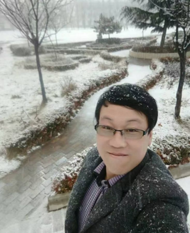 一吻天荒的第三张照片--甘肃闪婚服务中心