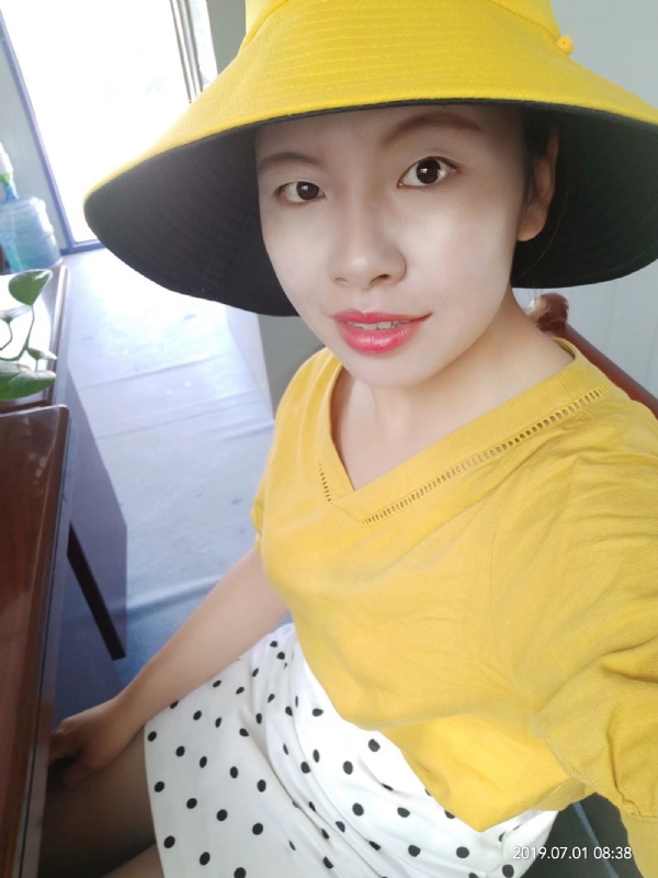 依若萱的第一张照片--甘肃闪婚服务中心