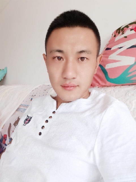 海阔天空的第一张照片--甘肃闪婚服务中心