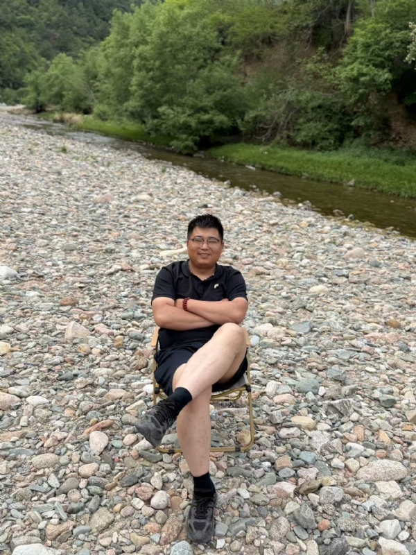 杨先生的第一张照片--甘肃闪婚服务中心